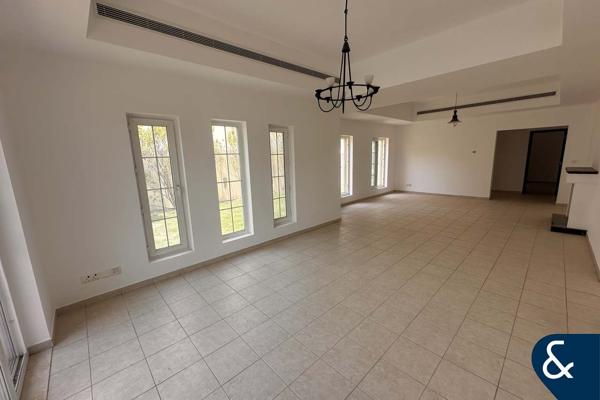 5 Bed + Maids | Available now | Single row